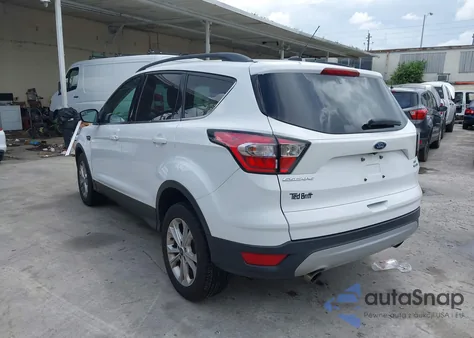 2018 Ford Escape Se from USA, damaged, VIN 1FMCU9GD7JUC37637